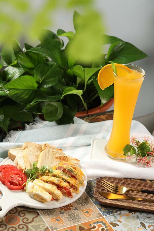 Alley Garden Homestay Hanoi Exterior photo